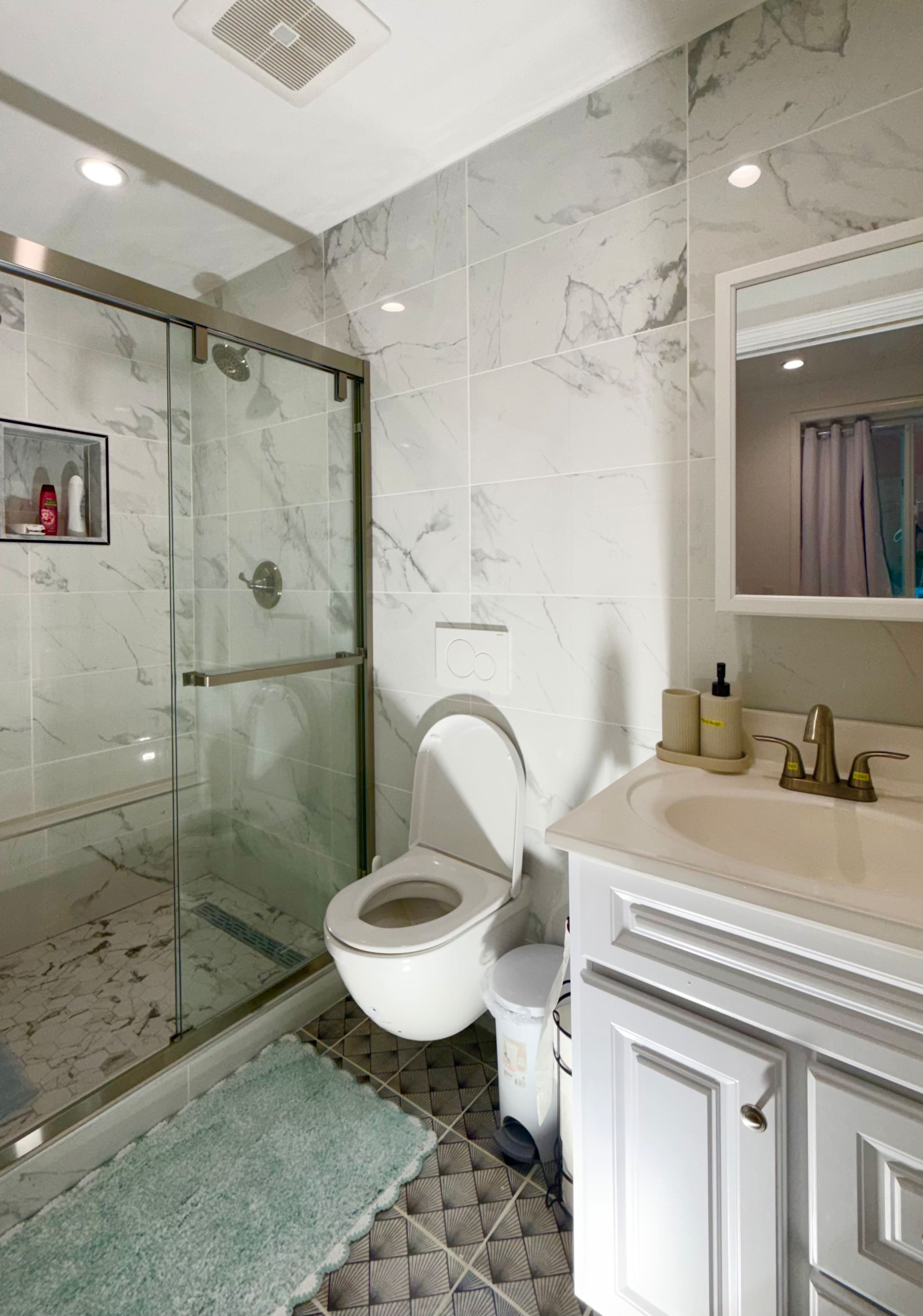 Home in San Francisco · ★4.84 · 2 bedrooms · 3 beds · 2 baths - Image 7