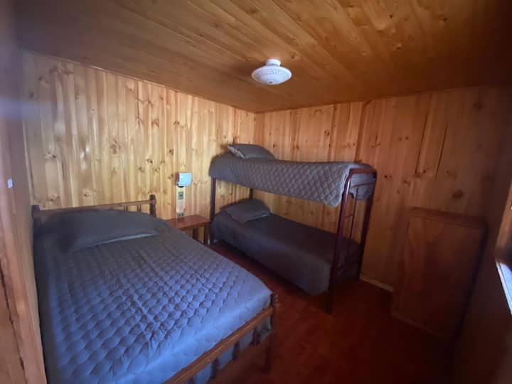 Schlafzimmer 2