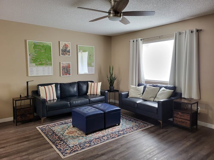Whole Home, 3 Bedrooms, W/ All New Furnishings - Apache Junction, AZ