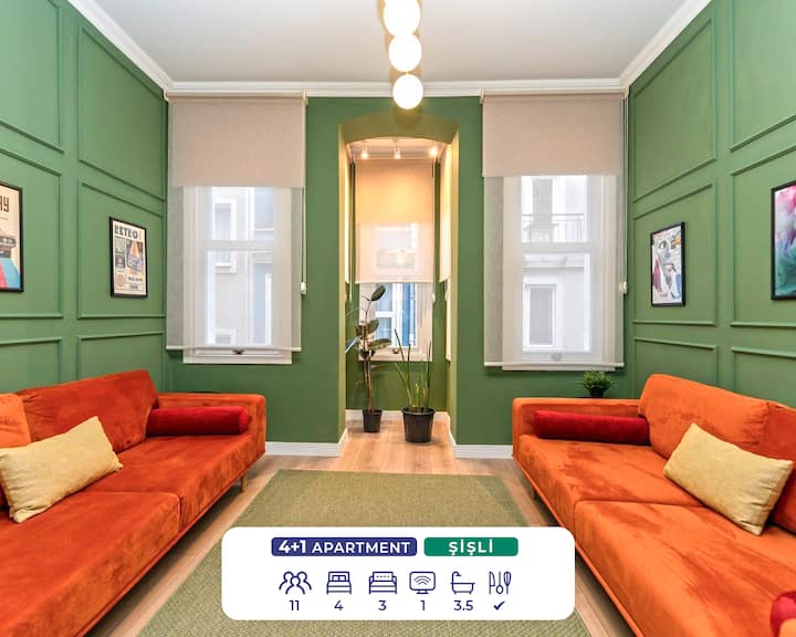 House With 4 Bedrs 3 Bathrooms Central Location - Istanbul