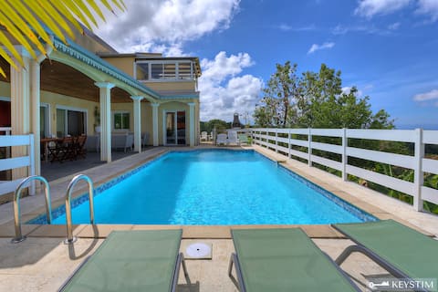 Triskalia - Private pool with ocean view
