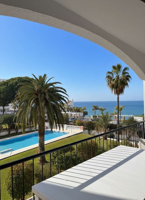 Carabeo 20 Apartment by Casasol