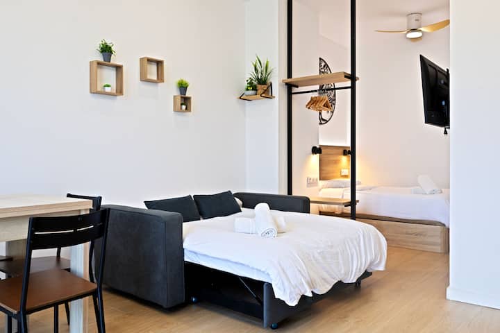 Tortuga Entire Apt, Beach & Stadium - Valencia