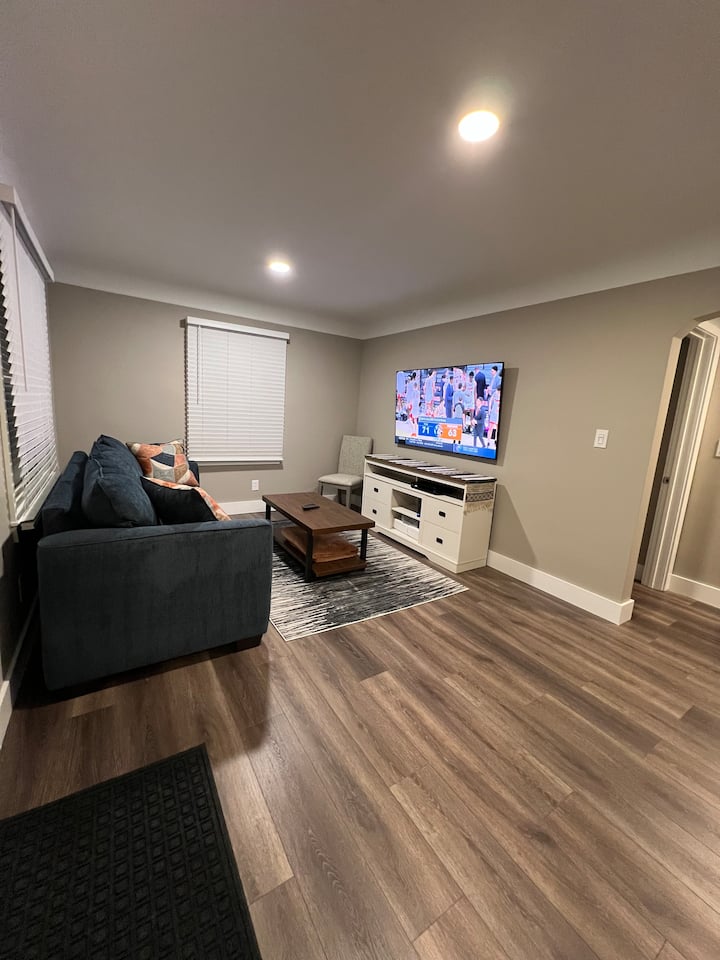 Cozy Home - Newly Remodeled - Fraser, MI