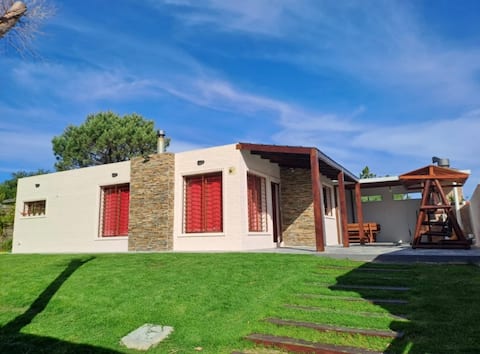 Playa Hermosa. House for rent.