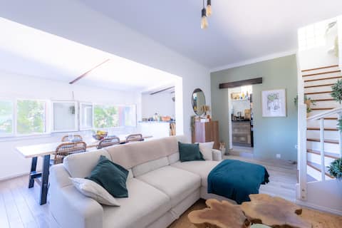Annonce Airbnb populaire: Hidden nest in the hills à Marseille 11e Arrondissement