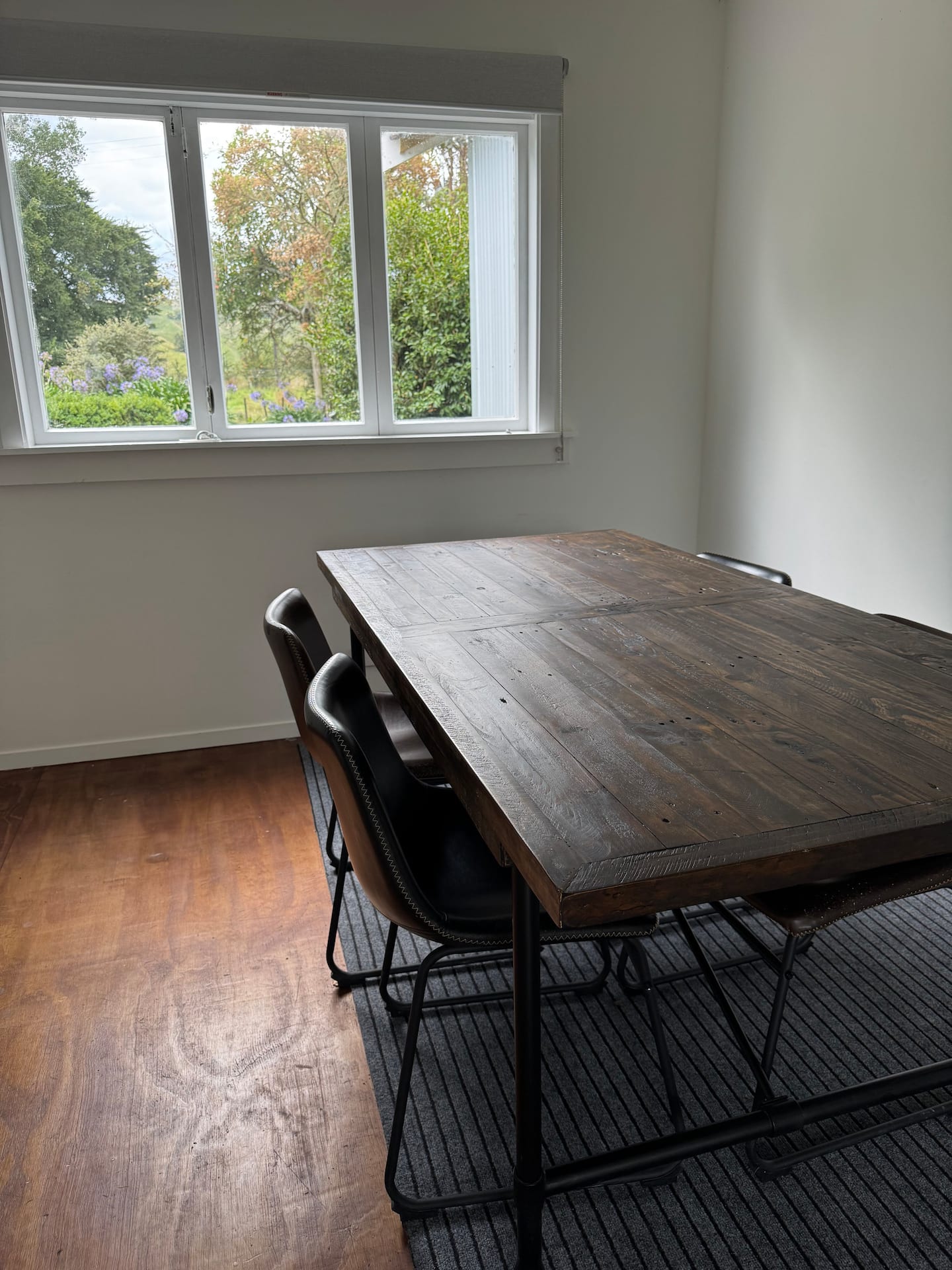 Rato Retreat. Endless Off Street Parking 3