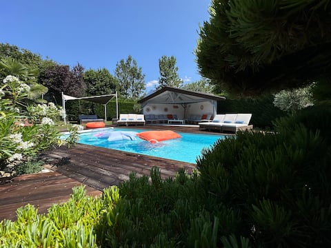 Family House Doussard piscine