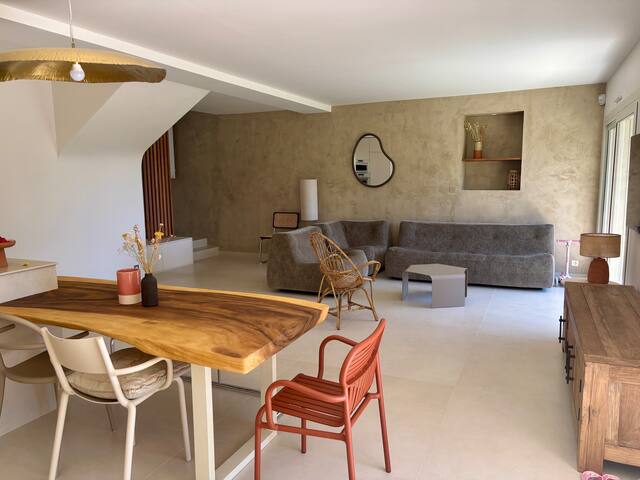 Domie Conciergerie managed Airbnb listing 2
