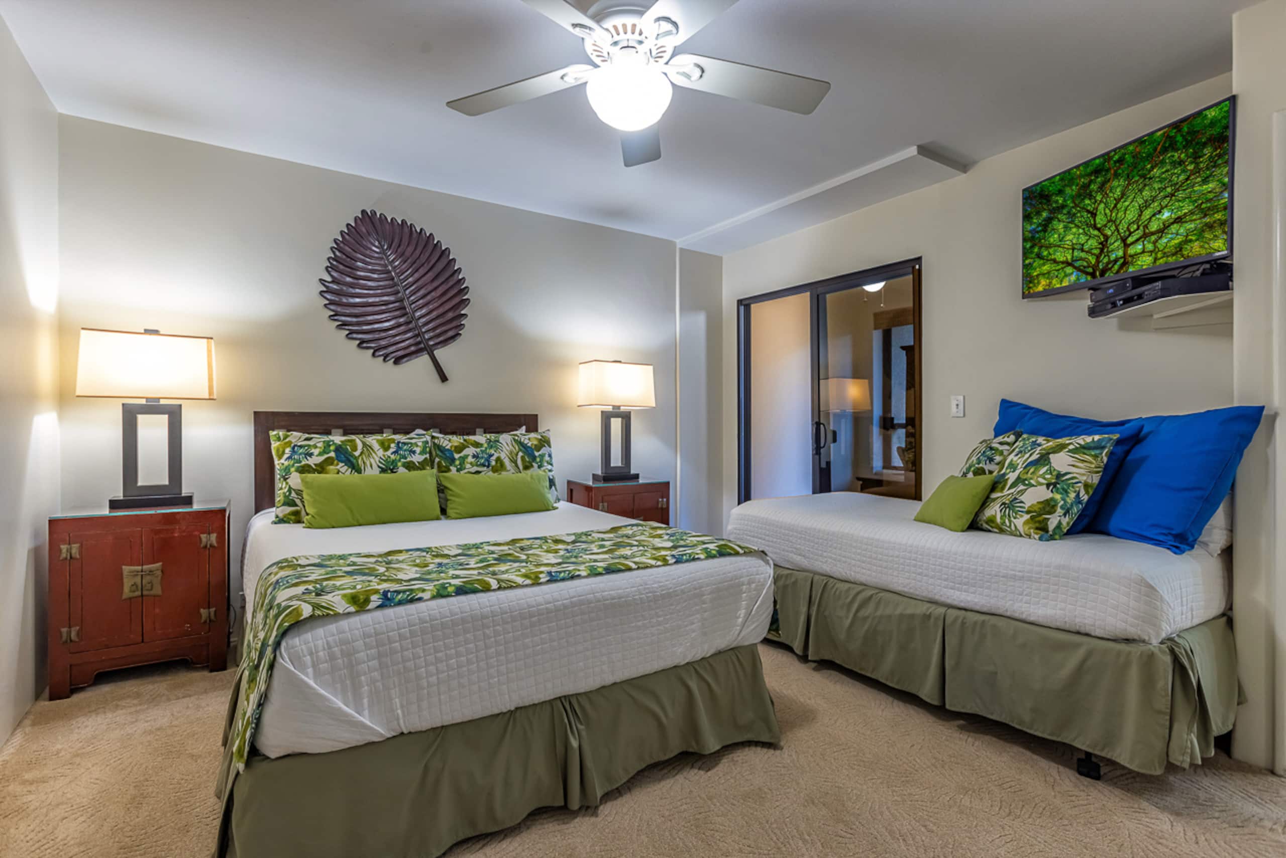Condo in Lahaina · ★4.6 · 2 bedrooms · 3 beds · 2 baths - Image 24