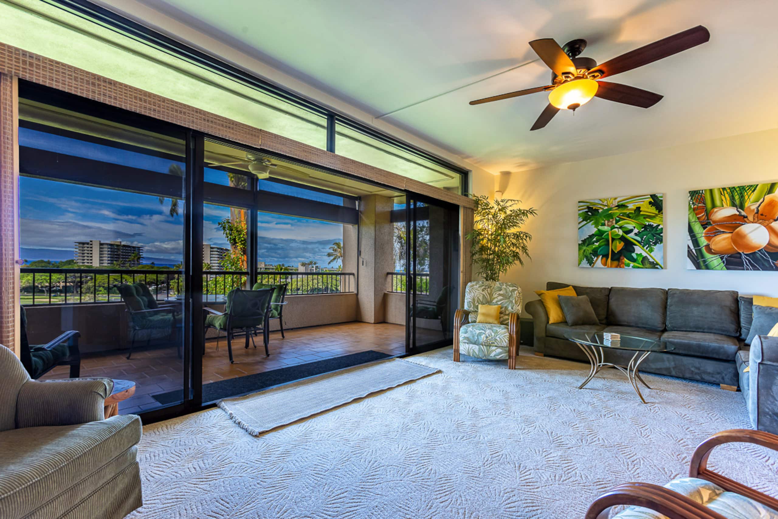 Condo in Lahaina · ★4.6 · 2 bedrooms · 3 beds · 2 baths - Image 2