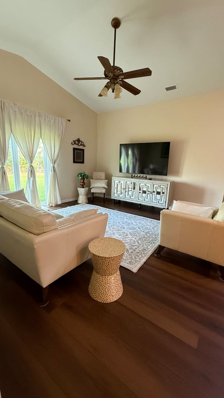 Space Coast Executive House - Titusville, FL
