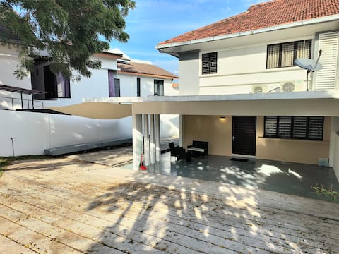 (New)Island Luxe Retreat  14pax@Nearby Gurney