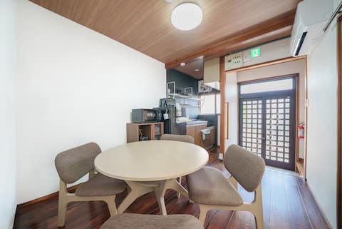 Free parking for 2 cars [25 minutes to Osaka/45 minutes to Kyoto] Full renovation of the building/Hi