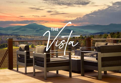 The Vista: 12 min to Stowe, Pool, Theater, Hot Tub