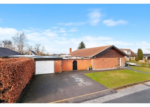 Beautiful house, close to Dana cup and in a quiet residential area