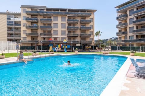 La Pineda | Parking | 2 Bathrooms | Pool | Terrace