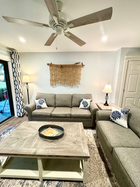 Popular Airbnb listing: High Hammock Getaway. Dog friendly, book now. in Seabrook Island