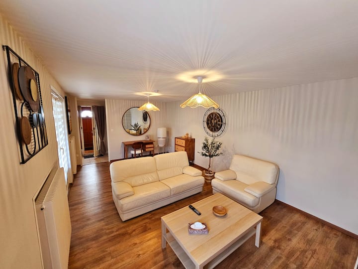 Maison Au Calme Avec Jardin, Terrasse & Parking - Ludres