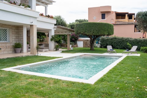 Summer Luxury & private pool adults only