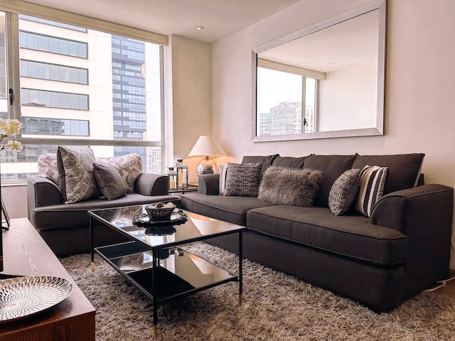 Stylish Polanco High-Rise | Pool | Gym