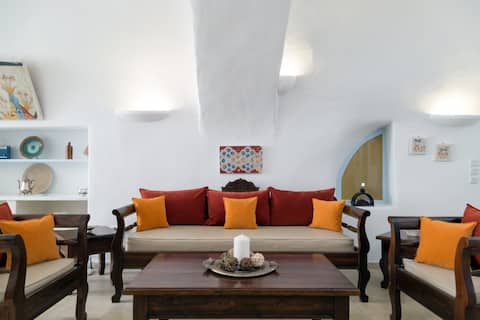 Successful Airbnb property: Aegean Essence / kallisti Sunset villa in Περιφέρεια Νοτίου Αιγαίου
