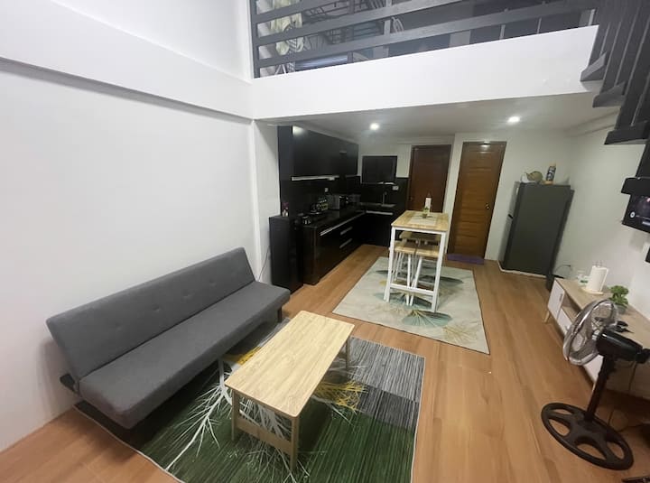 (Unit - 2) - Loft-type Apartment With A/c And Wifi - Tuguegarao City