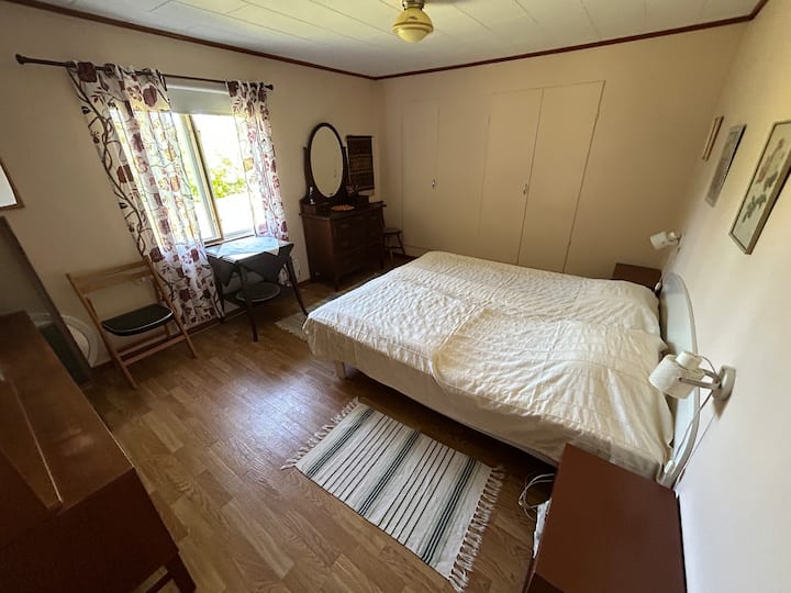 غرفة النوم 1