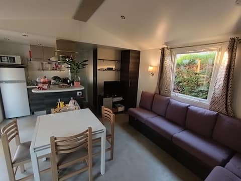 Top Airbnb: Bungalow - Les Mathes (6 places - wifi) à Les Mathes