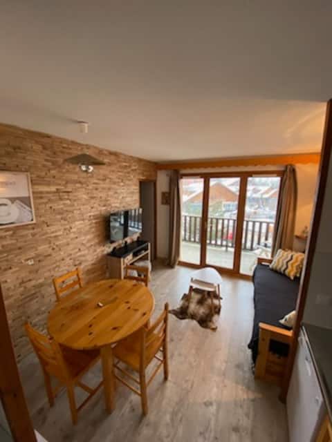 Apartment in La Joue-du-Loup