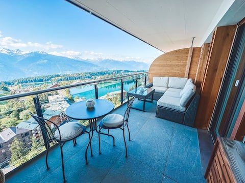Ski-in Ski-out Penthouse in 5 Star Hotel with Pool