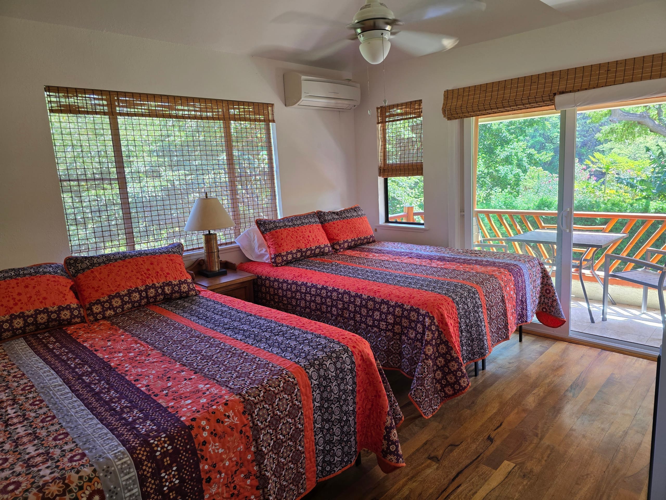 Home in Waimea · ★4.59 · 5 bedrooms · 12 beds · 3 private baths - Image 3