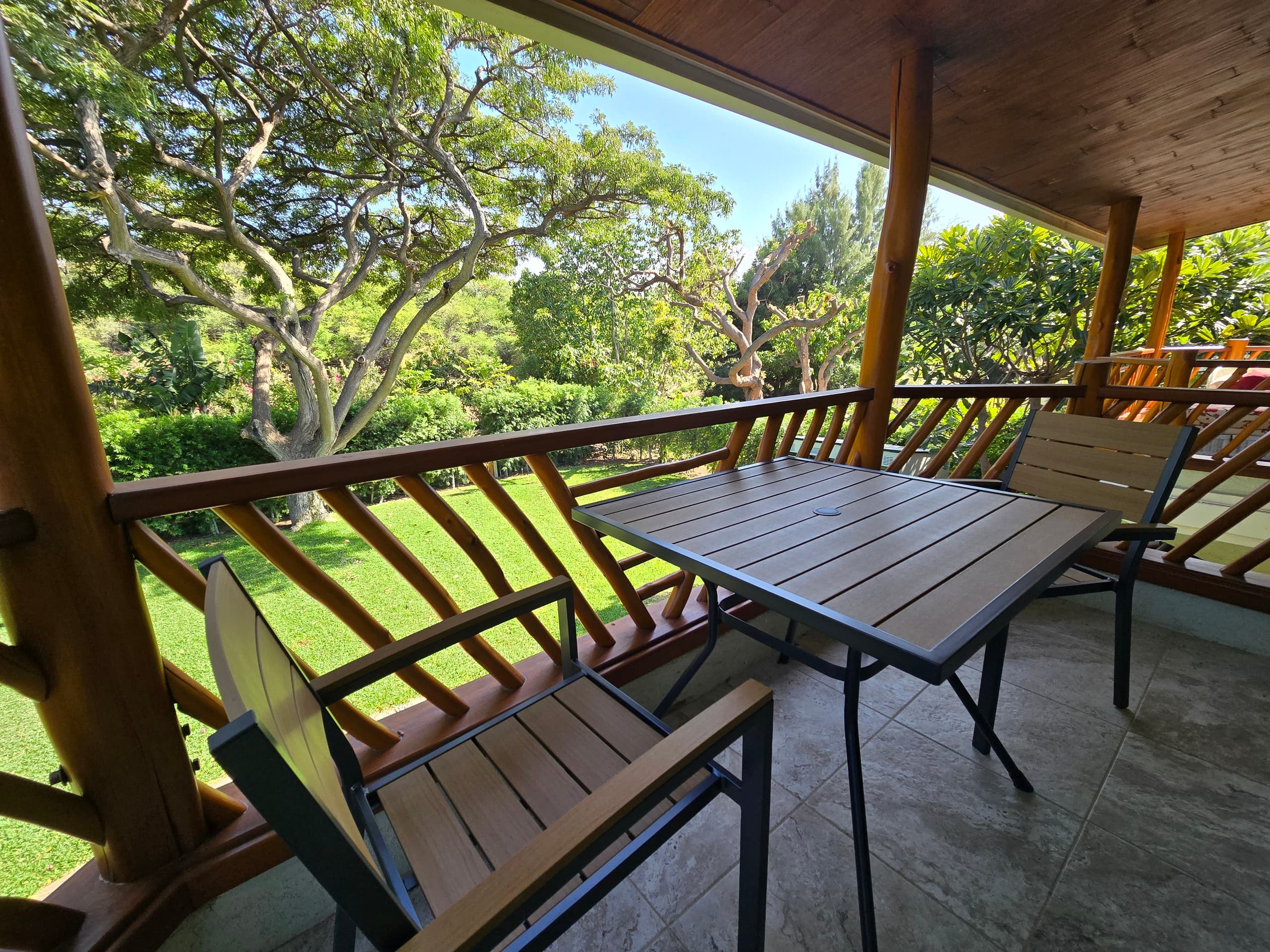Home in Waimea · ★4.59 · 5 bedrooms · 12 beds · 3 private baths - Image 18