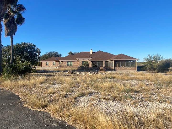 Jones House at Lake Amistad