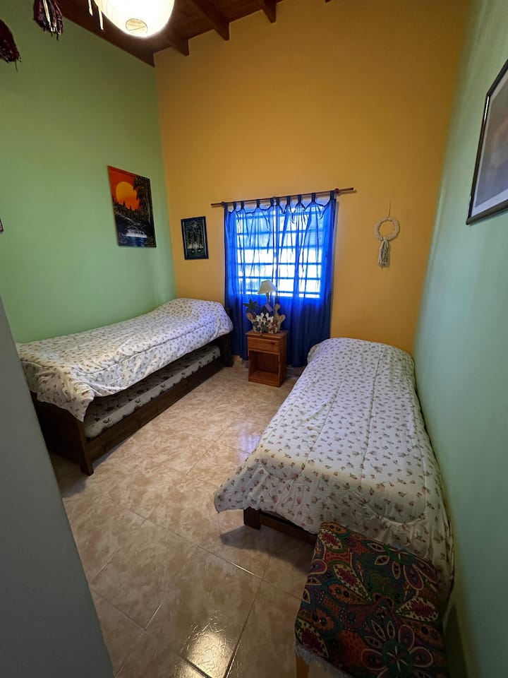 غرفة النوم 2