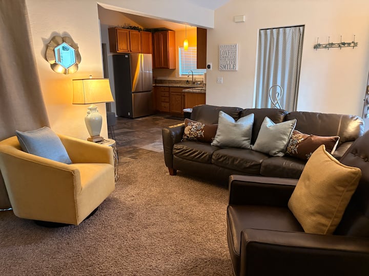 The Cottage @ The Pleasant Street Suites In Downtown Prescott - Arizona