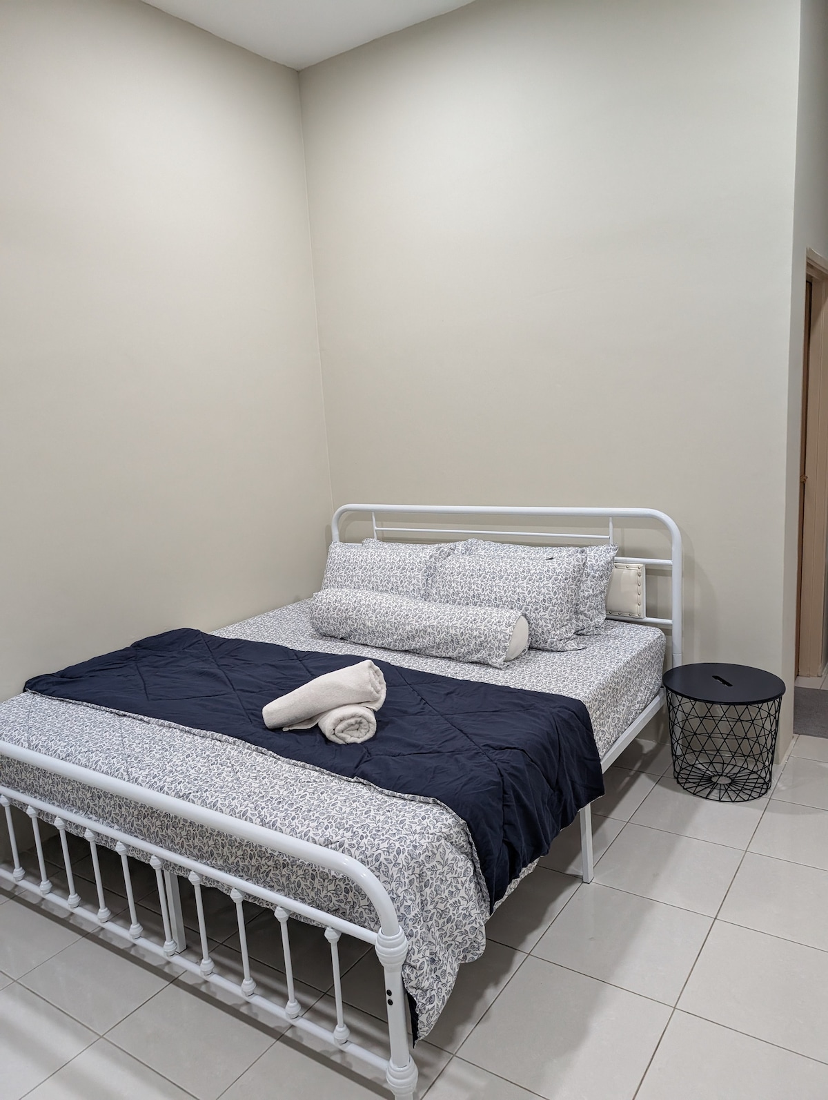 غرفة النوم 1