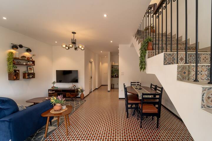 Living room image 5