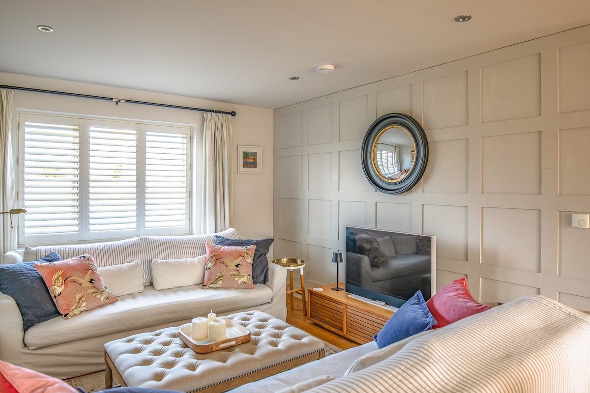 Popular Airbnb listing: Graylings Burnham Market Retreat in Burnham Market