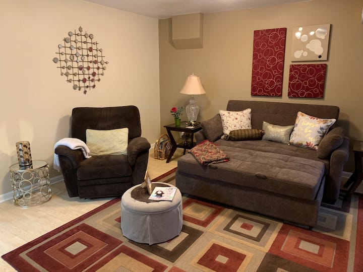 Kalmia Cottage - Harrisburg, OR