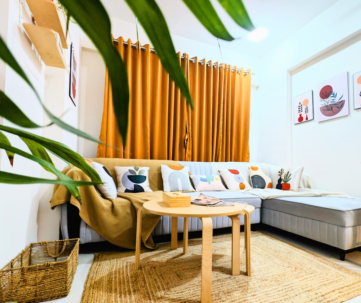 The Seaview Saga l Boho Escape l fast wifi