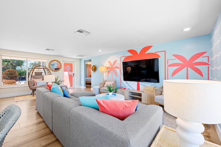Beach Retreat, Families, Bachelorette, Pool, Kayak - Manasota Key, FL