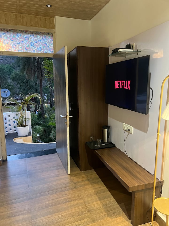 Cozy Mountain Retreat - Mount Abu
