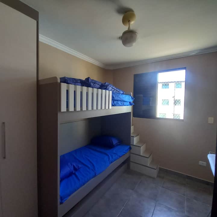 Საძინებელი 3 - 3 ერთადგილიანი საწოლი