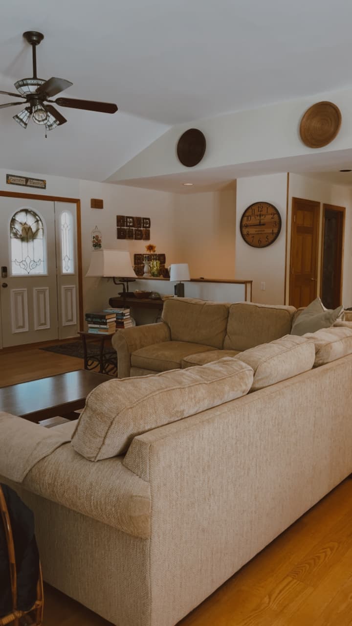 Spacious House Located Near Many Attractions! - Cornwall, CT