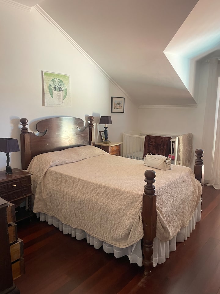 საძინებელი 4