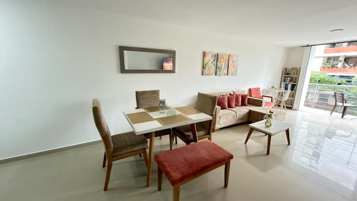 Moderno & Elegante Apto Amplio En La Riviera / 4ac - Cúcuta
