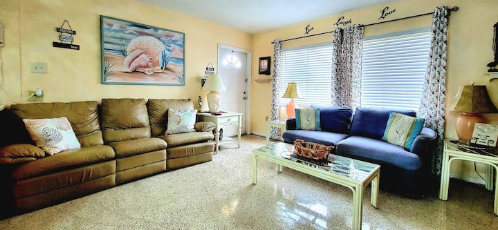 Coral Blue Retreat|private Pool|17 Min To Airport - Port Charlotte