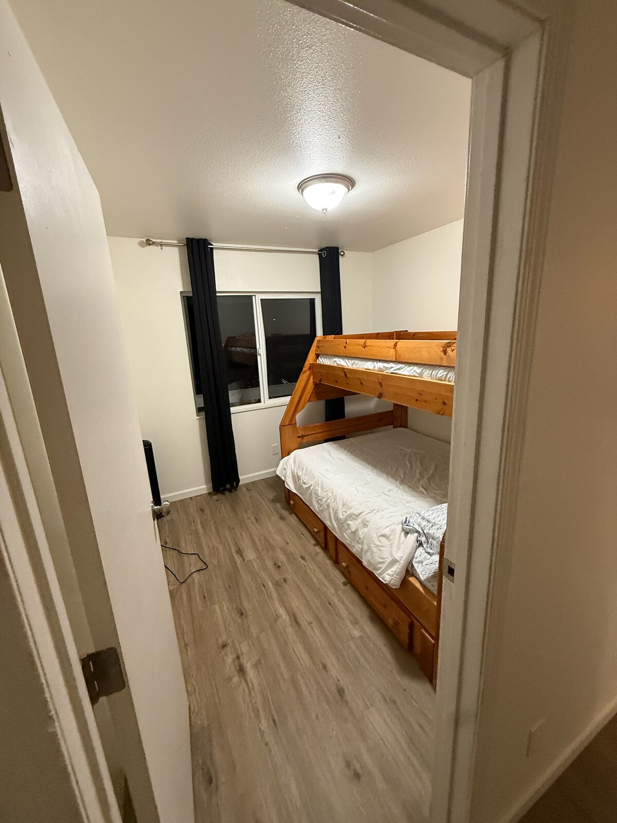 საძინებელი 3