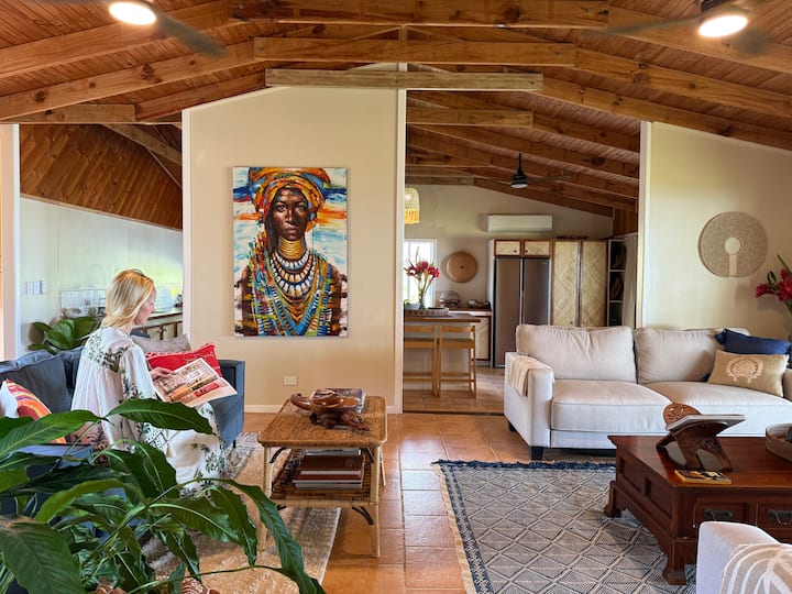 Rockpools - 5 Bedroom Oceanfront Villa - Vanuatu